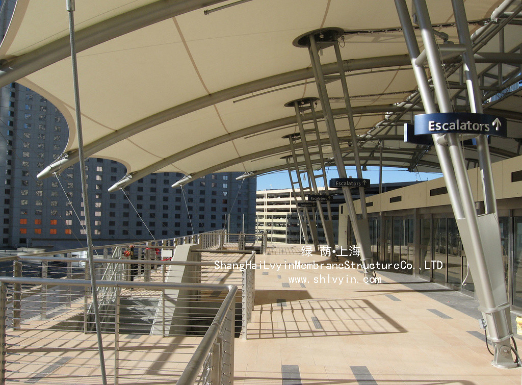 單層鋼結(jié)構(gòu)基礎(chǔ)準備軸線復(fù)查